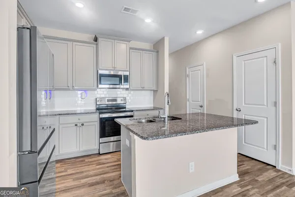 $2,195 | 585 McWilliams Road Southeast, Unit 903, Atlanta, GA 30315