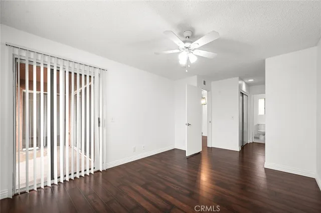 $475,000 | 2507 East 15th Street, Unit 204, Long Beach, CA 90804