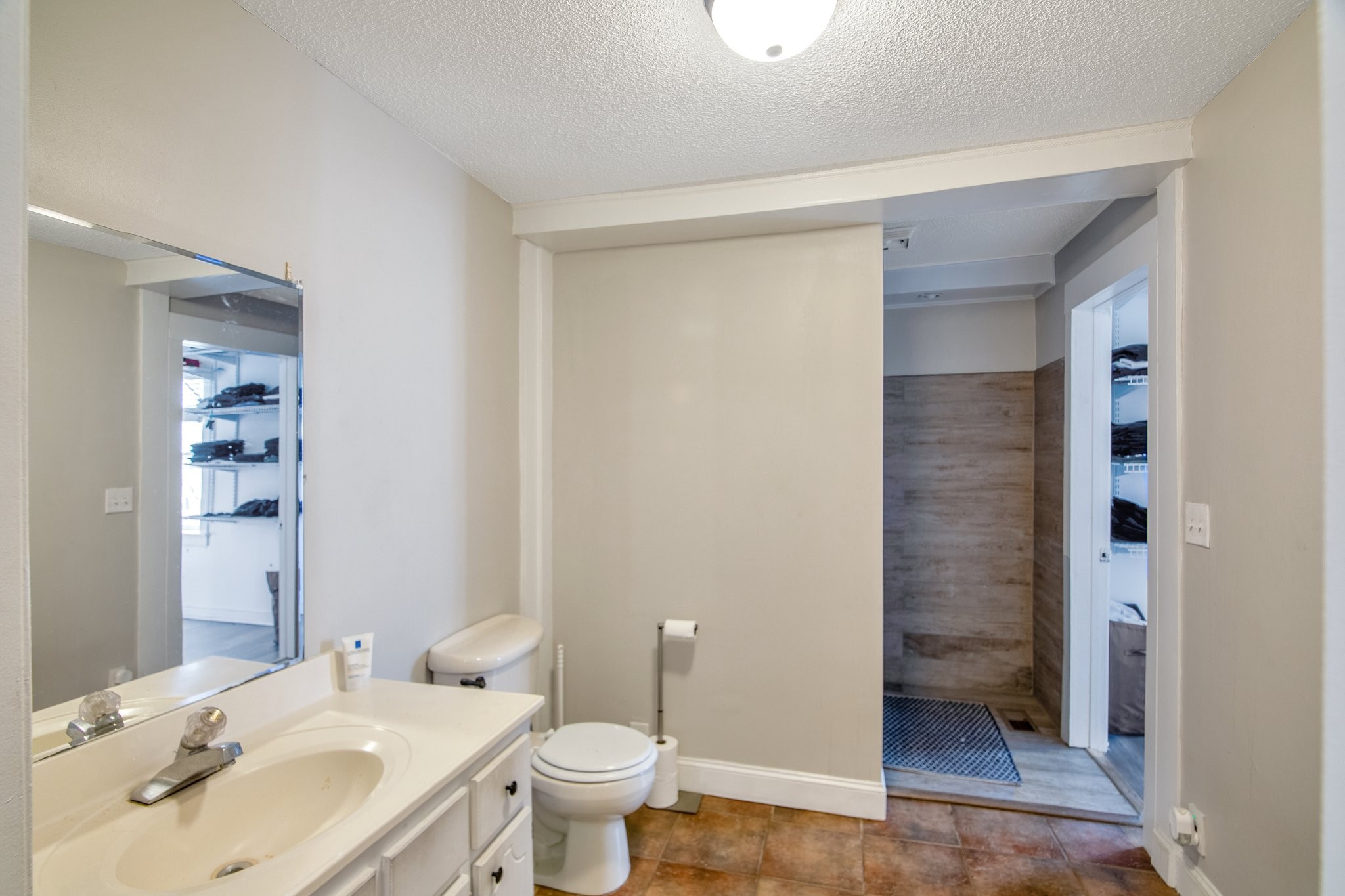 12252 Karo Road Bell Buckle, TN 37020 - Photo 22 of 25 a bathroom with a sink a toilet and shower