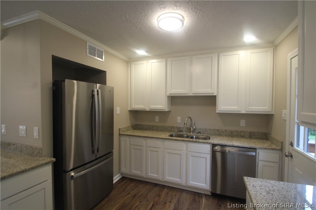 9165 High Street Georgetown, IN 47122 - Photo 16 of 29