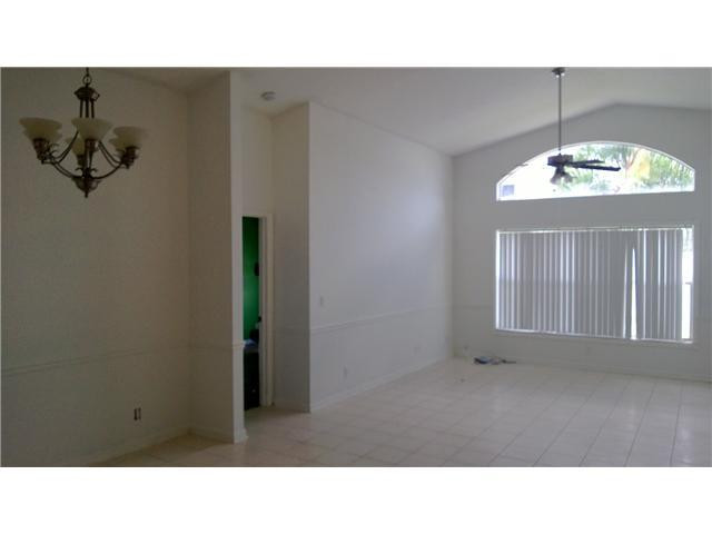 4075 Sabal Lakes Road Delray Beach, FL 33445 - Photo 2 of 3 1st Floor Plan