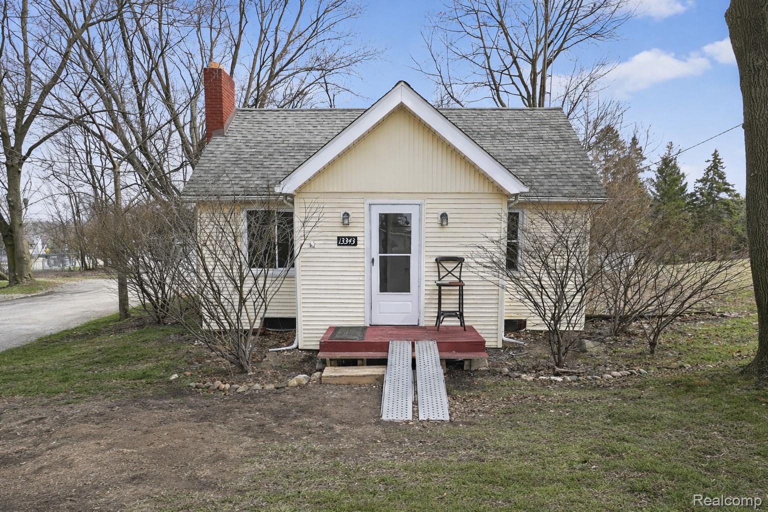 13343 Fenton Road Fenton, MI 48430 - Photo 43 of 45 Image 3 - Fenton .jpg