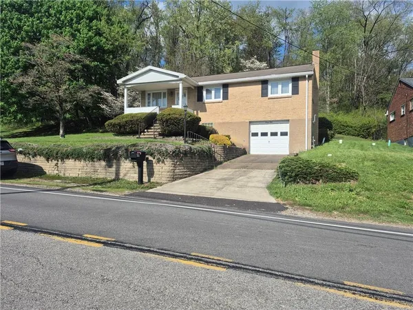 $189,900 | 49 Millersdale Road, Jeannette, PA 15644