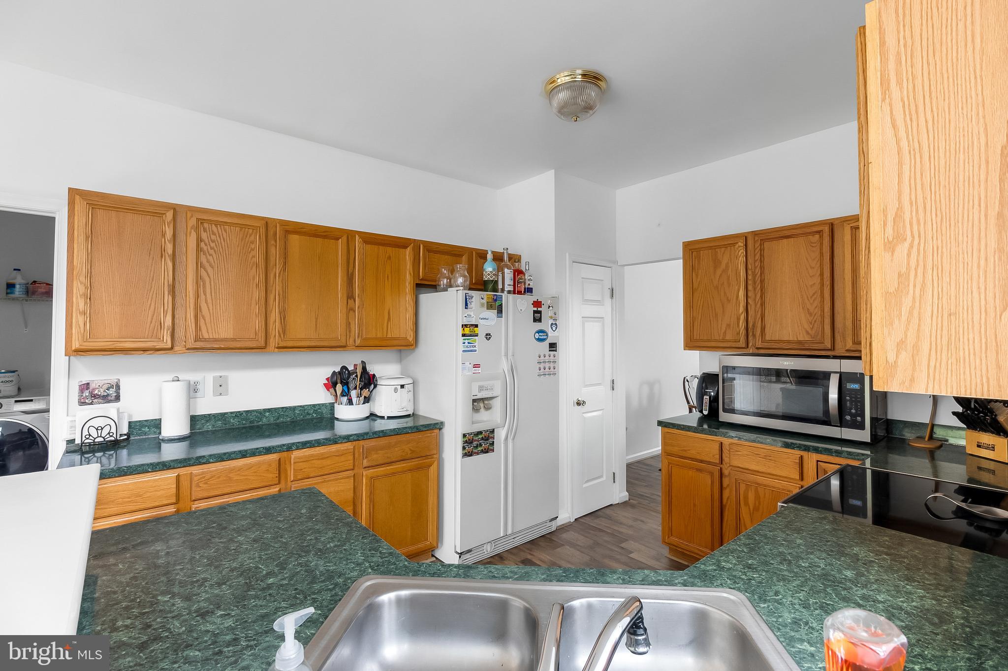 4 Iris Circle Bear, DE 19701 - Photo 8 of 37