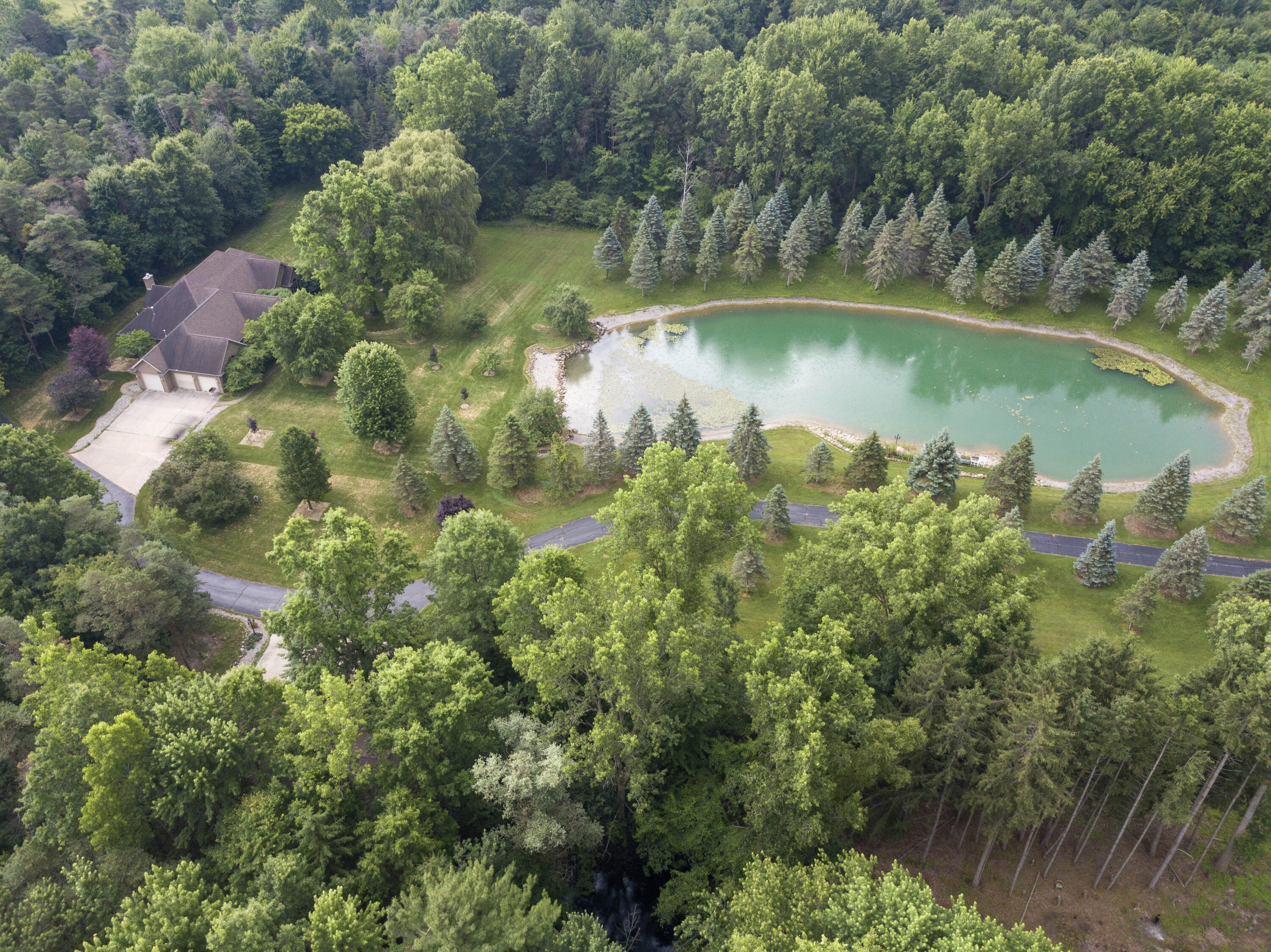 2315 Weigl Road Saginaw, MI 48609 - Photo 2 of 154 DJI_0323 copy