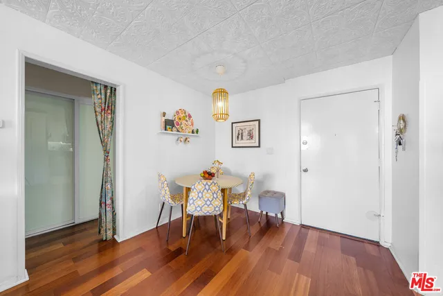 $529,000 | 525 South Ardmore Avenue, Unit 320, Los Angeles, CA 90020