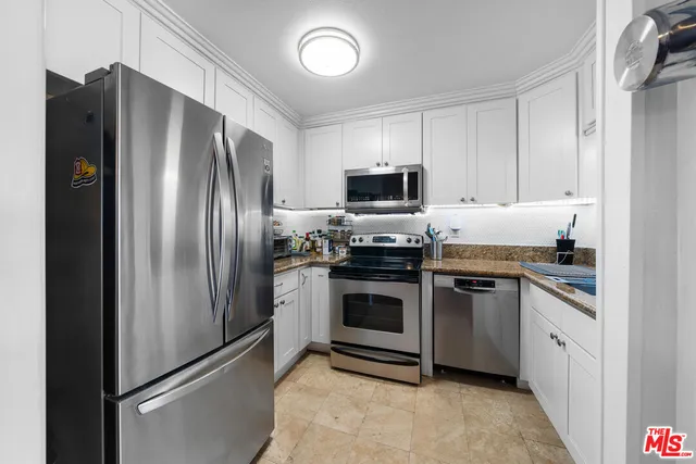 $529,000 | 525 South Ardmore Avenue, Unit 320, Los Angeles, CA 90020