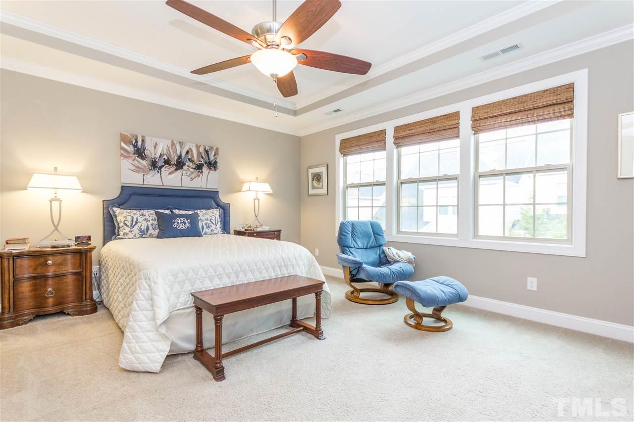 3925 Ivory Rose Lane Raleigh, NC 27612 - Photo 13 of 25 Gallery Image 13