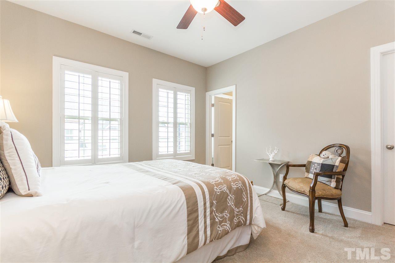 3925 Ivory Rose Lane Raleigh, NC 27612 - Photo 20 of 25 Gallery Image 20