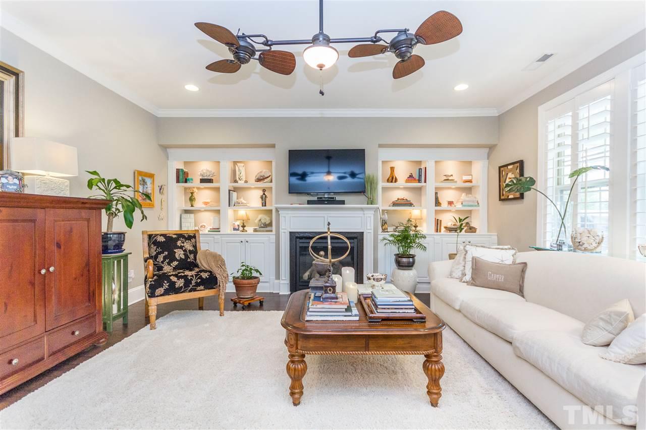 3925 Ivory Rose Lane Raleigh, NC 27612 - Photo 4 of 25 Gallery Image 4