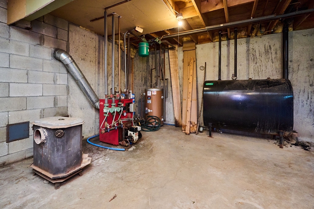 191 Carrington Road Huntington, MA 01050 - Photo 17 of 31 Gallery Image 17