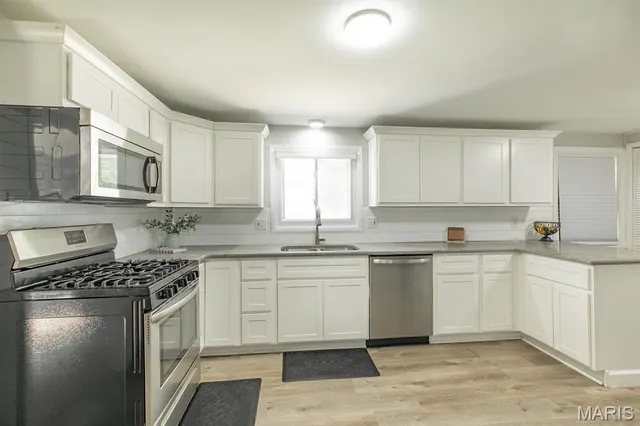 $239,000 | 250 Hi Pointe Place, East Alton, IL 62024