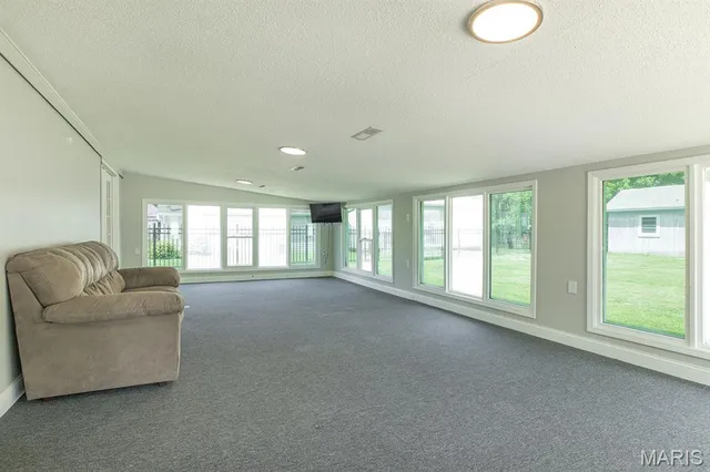 $239,000 | 250 Hi Pointe Place, East Alton, IL 62024