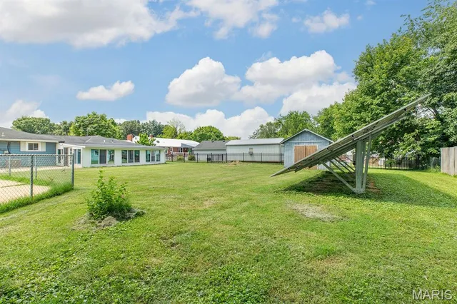 $239,000 | 250 Hi Pointe Place, East Alton, IL 62024