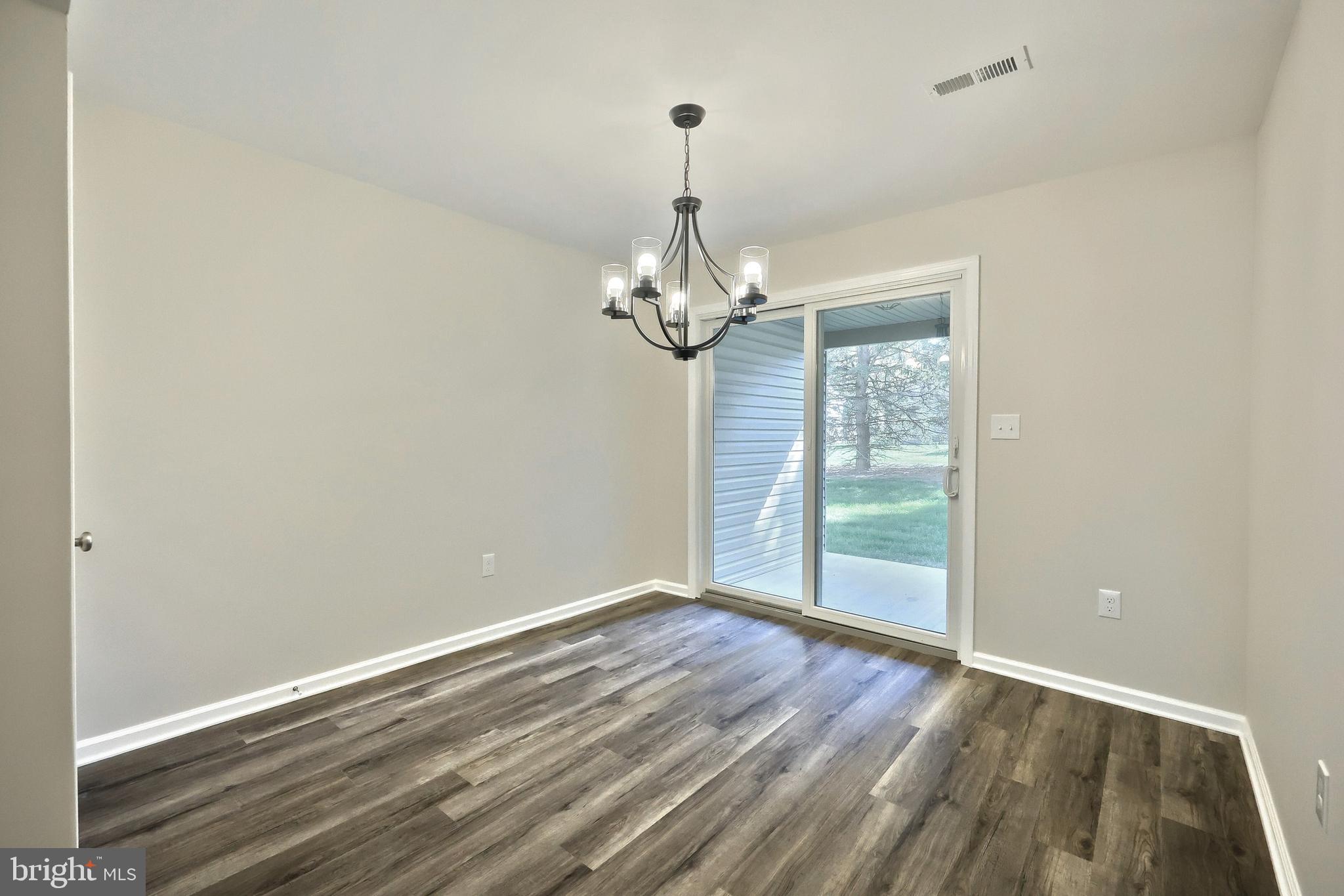 418 Springbrook Court Hanover, PA 17331 - Photo 14 of 35 Gallery Image 14