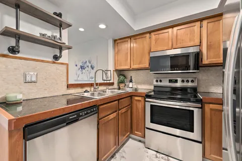 $414,999 | 2209 Summereve Court, San Jose, CA 95122