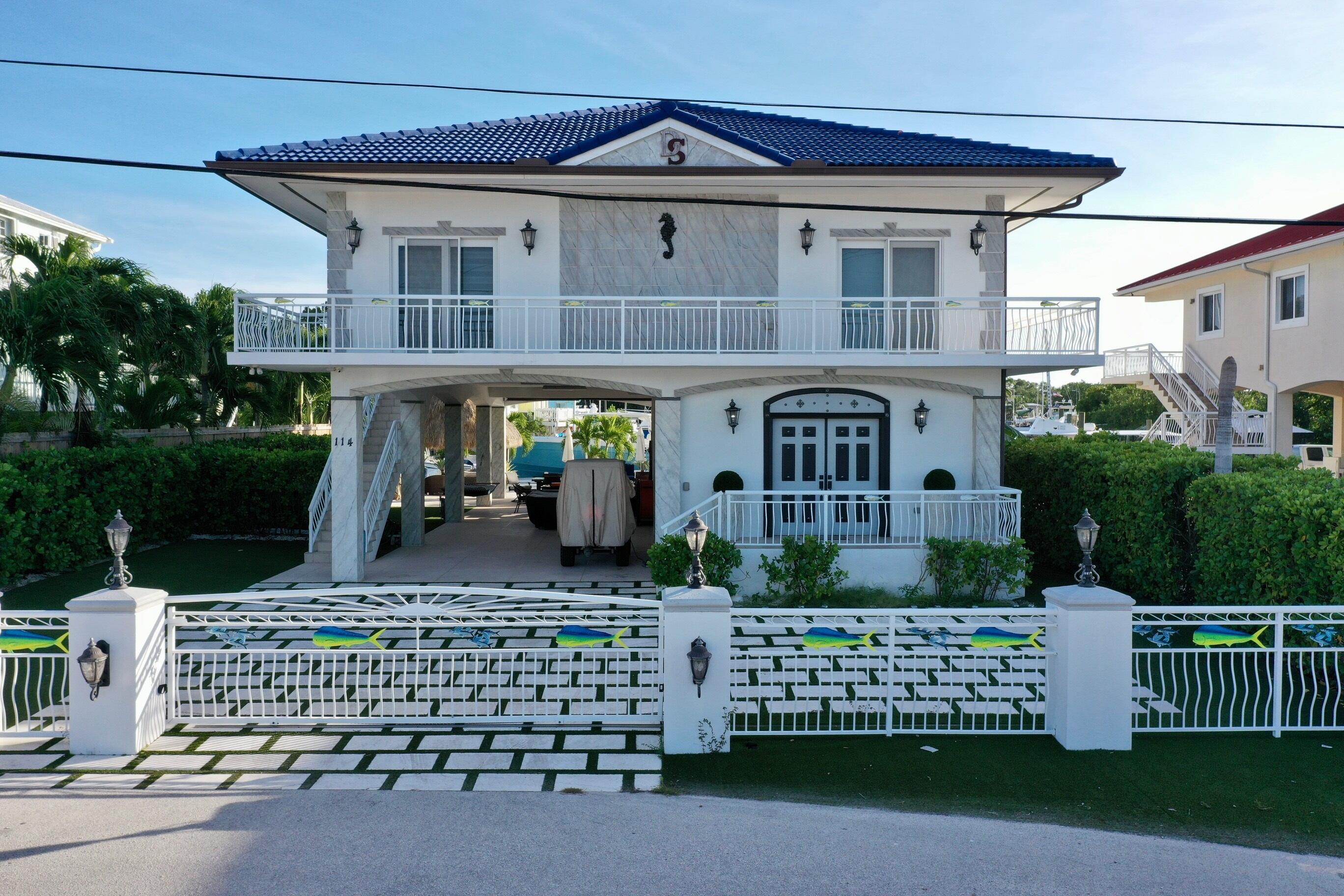 114 Bessie Road Tavernier, FL 33070 - Photo 3 of 62 Front view angle 1