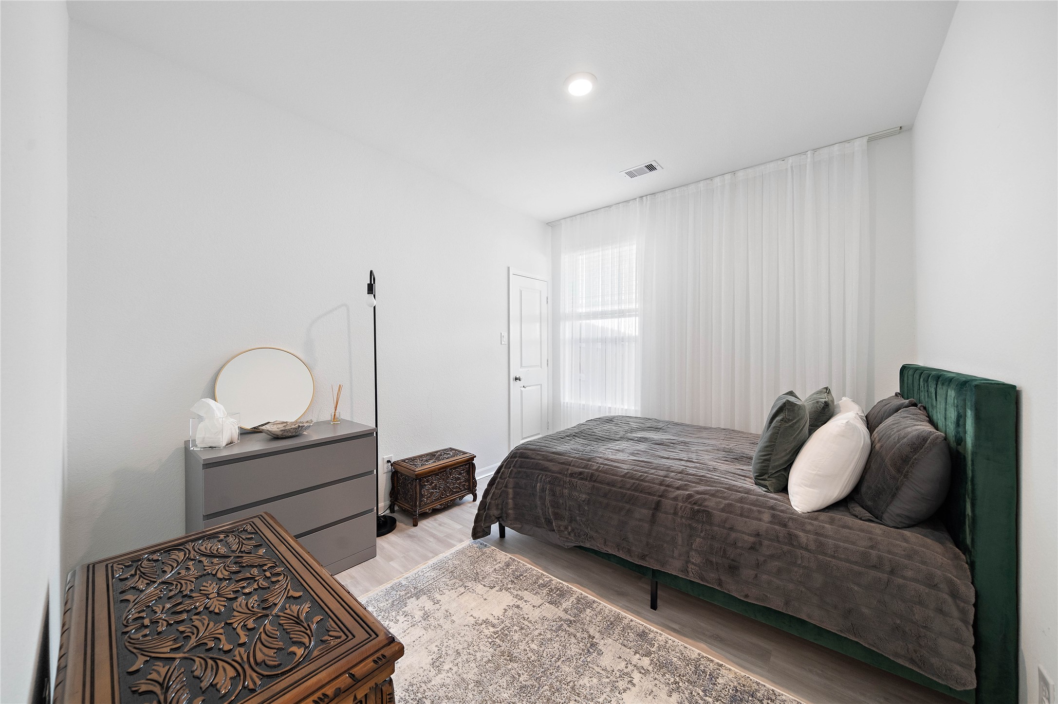 2239 Ginger Trail Lane Rosenberg, TX 77469 - Photo 8 of 35 a living room with furniture