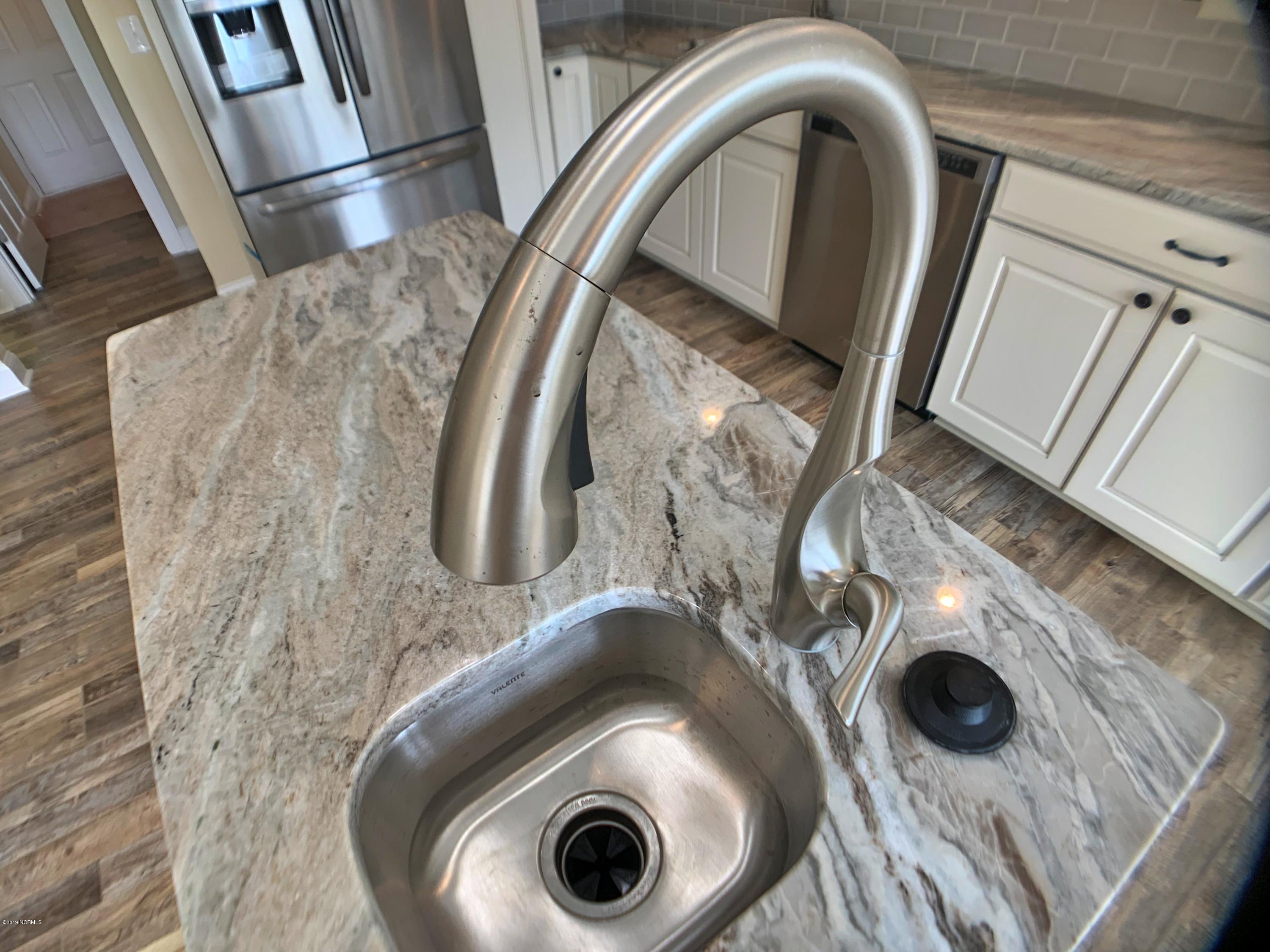 150 Hawks Pond Road New Bern, NC 28562 - Photo 13 of 46 prep sink in island