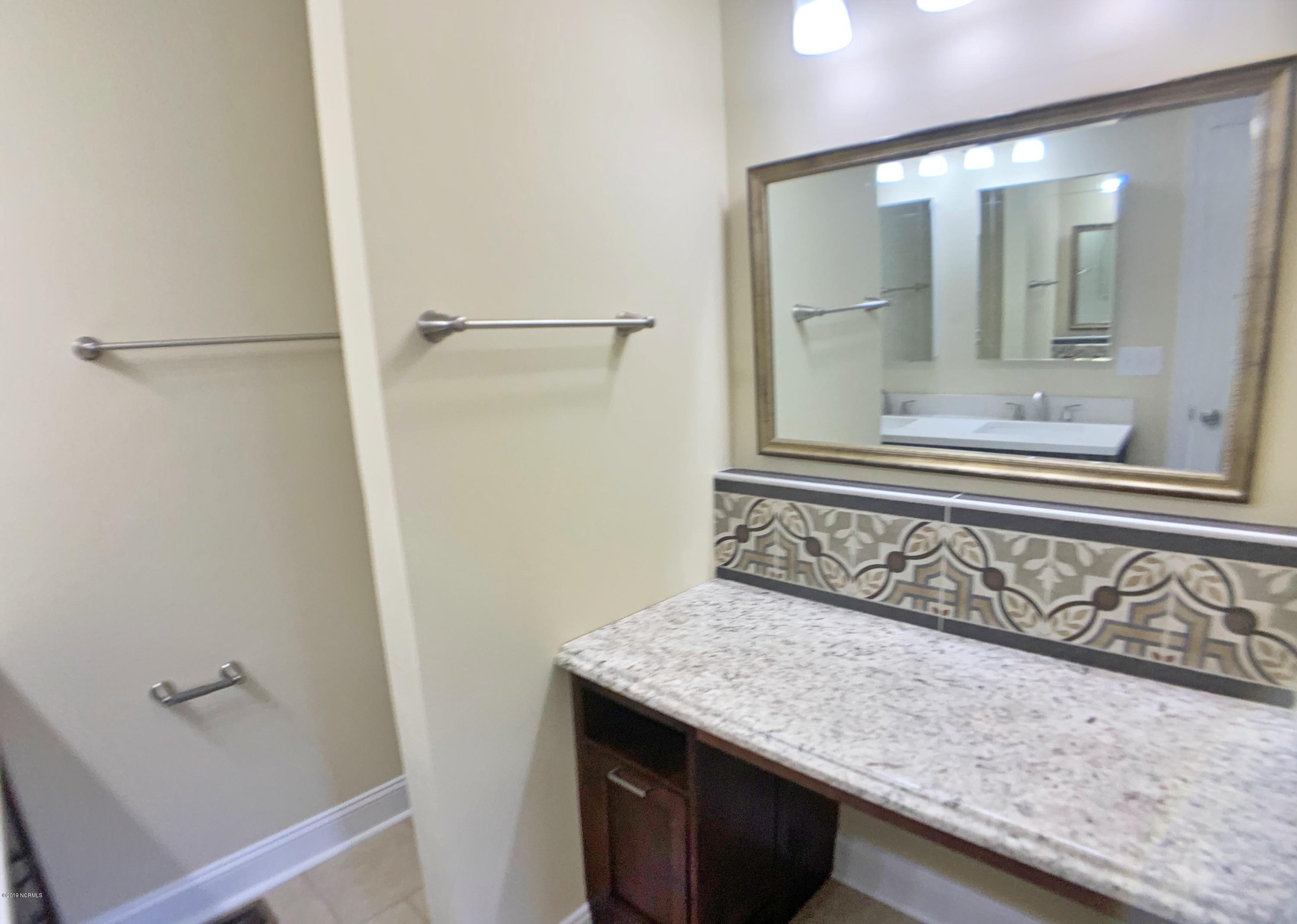 150 Hawks Pond Road New Bern, NC 28562 - Photo 27 of 46 DRESSING TABLE