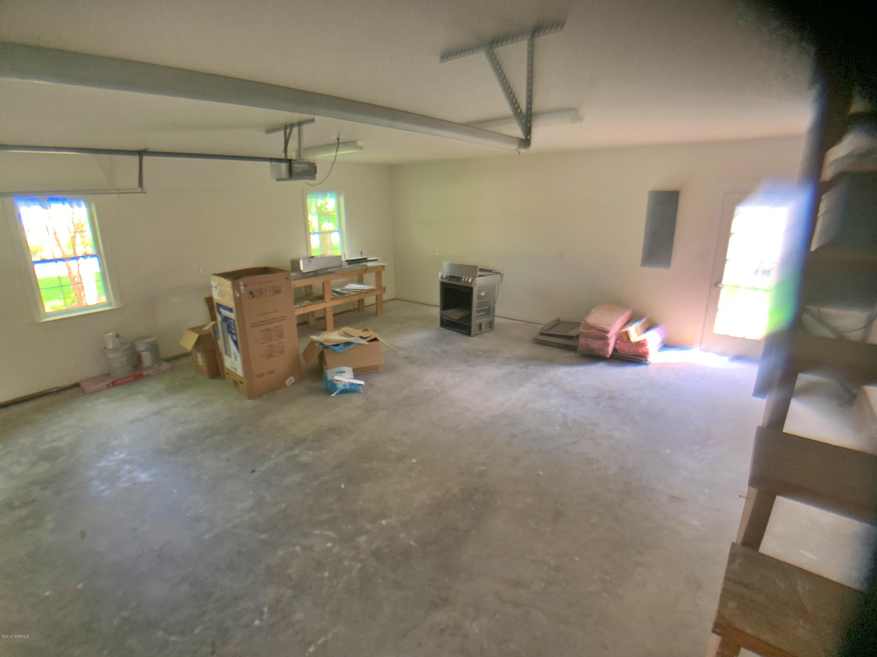 150 Hawks Pond Road New Bern, NC 28562 - Photo 35 of 46 2 CAR GARAGE