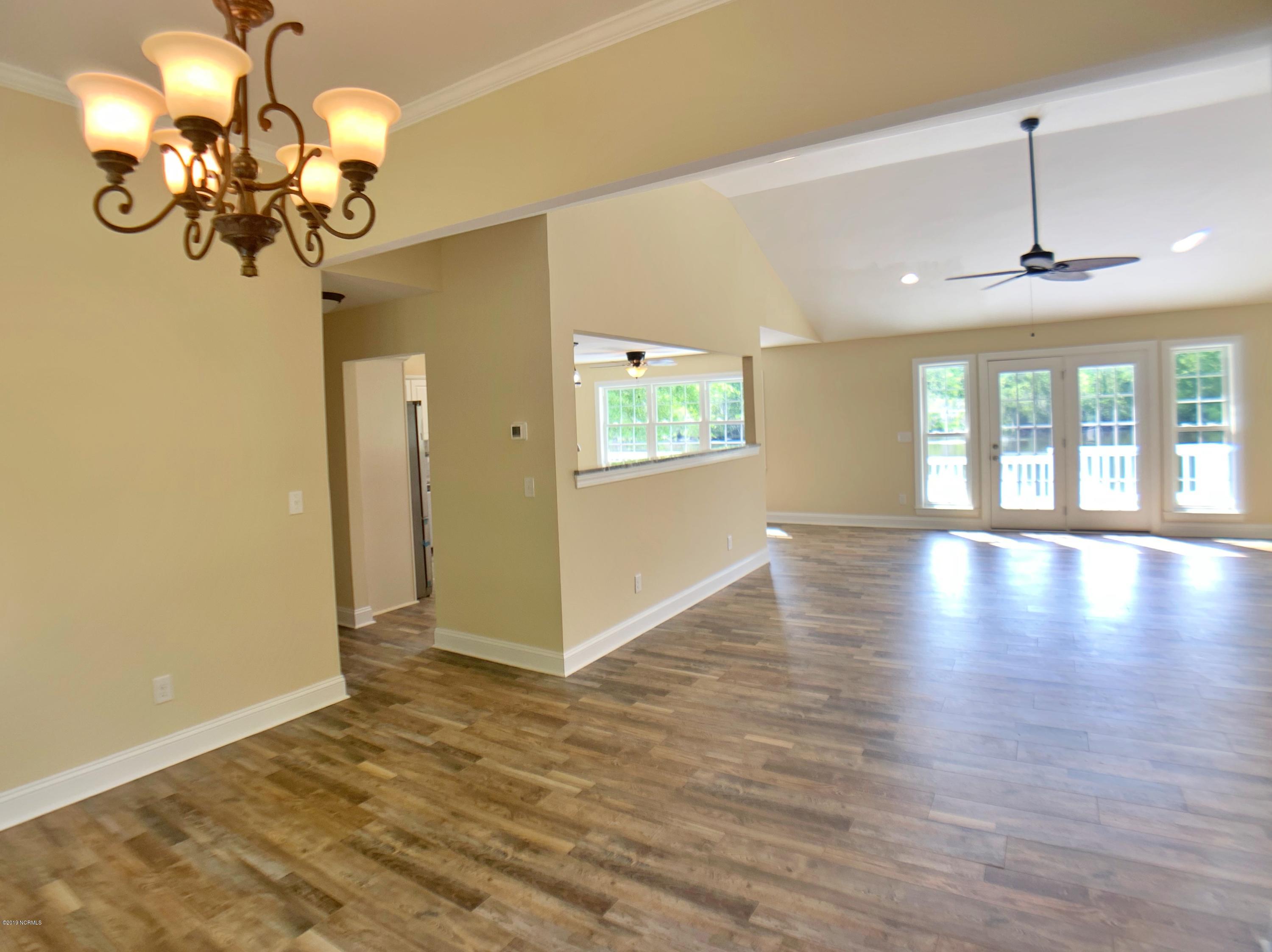 150 Hawks Pond Road New Bern, NC 28562 - Photo 44 of 46 LIVING5