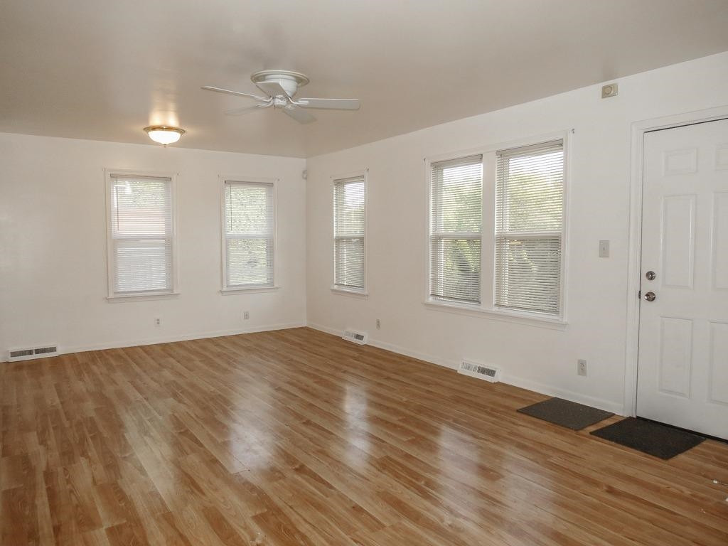 6917 Textile Road Ypsilanti, MI 48197 - Photo 4 of 28 Photo 4