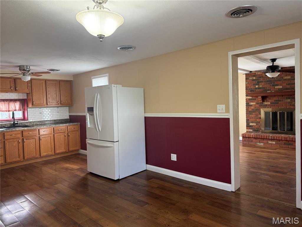 511 East S 2nd Street Red Bud, IL 62278 - Photo 5 of 12