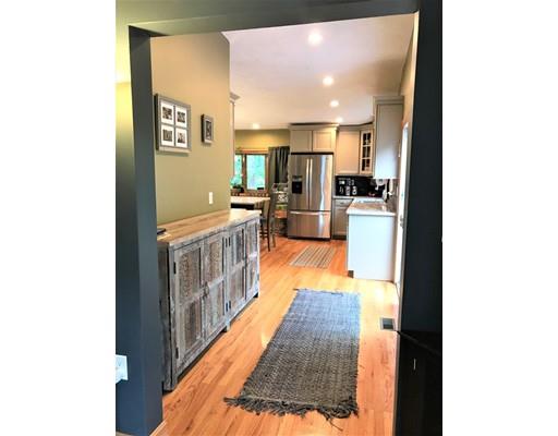 17 Dearborn Road Burlington, MA 01803 - Photo 5 of 16