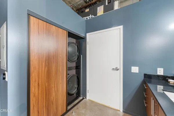a view of a walk in closet