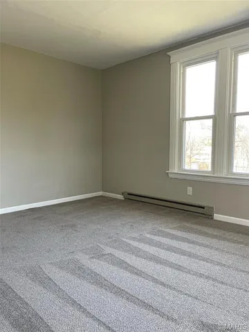 $1,200 | 319 North Hesperia Street, Unit B, Collinsville, IL 62234