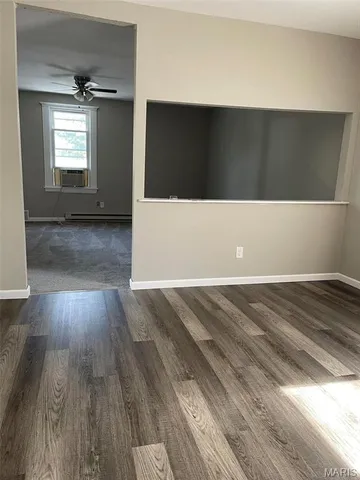 $1,200 | 319 North Hesperia Street, Unit B, Collinsville, IL 62234