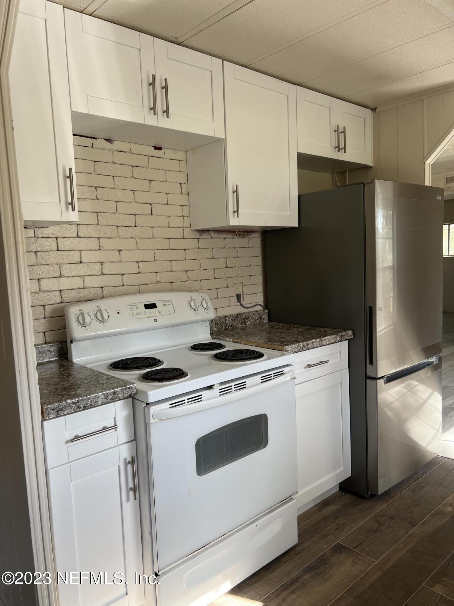 8230 Taylor Field Road Jacksonville, FL 32244 - Photo 7 of 32 Kitchen