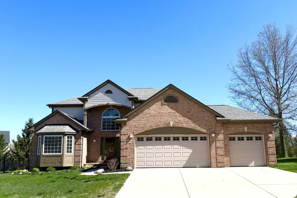$598,000 | 383 Sedgewood Lane, Ann Arbor, MI 48103