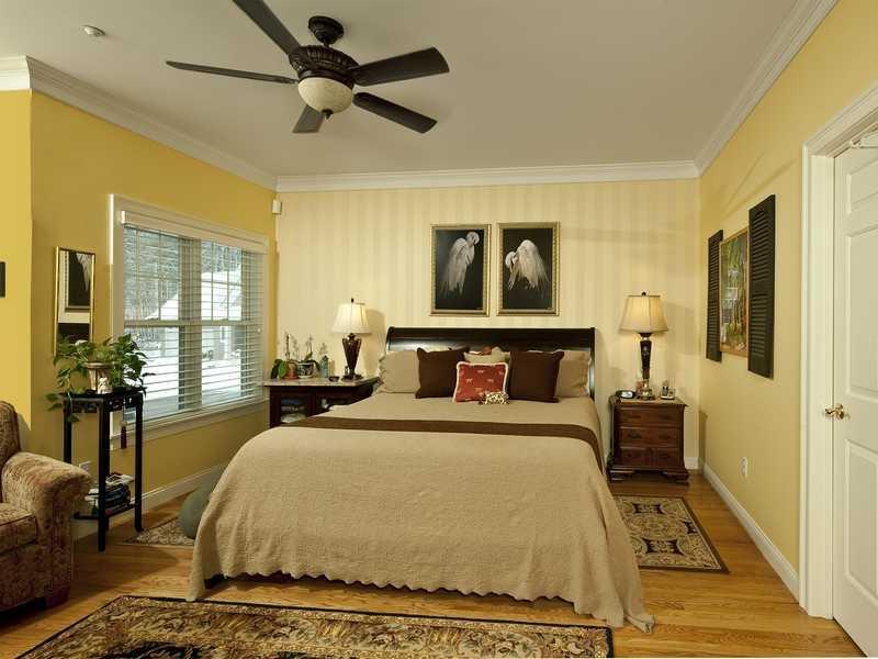 100 Shepard's Cove Road, Unit K2 Kittery, ME 03904 - Photo 11 of 24 Bedroom. Spacious first level master...