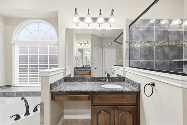 $864,900 | 14788 Palm Desert Lane, Frisco, TX 75035