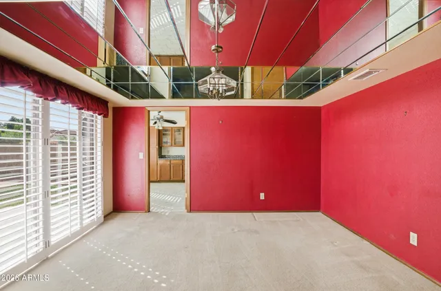 a view of an outdoor space