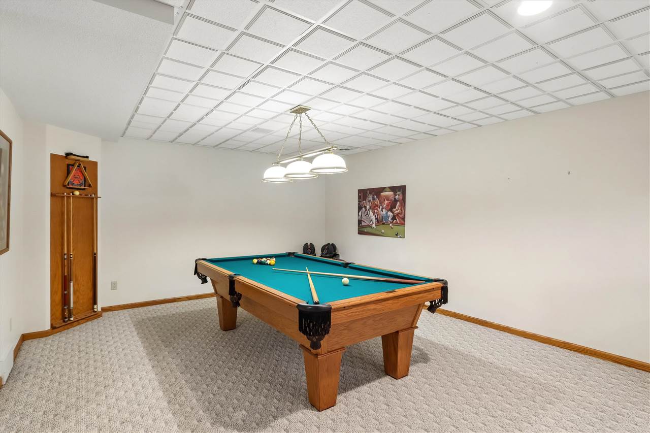 3057 Sandy Beach Road Northeast Swisher, IA 52338 - Photo 29 of 41 Gallery Image 29