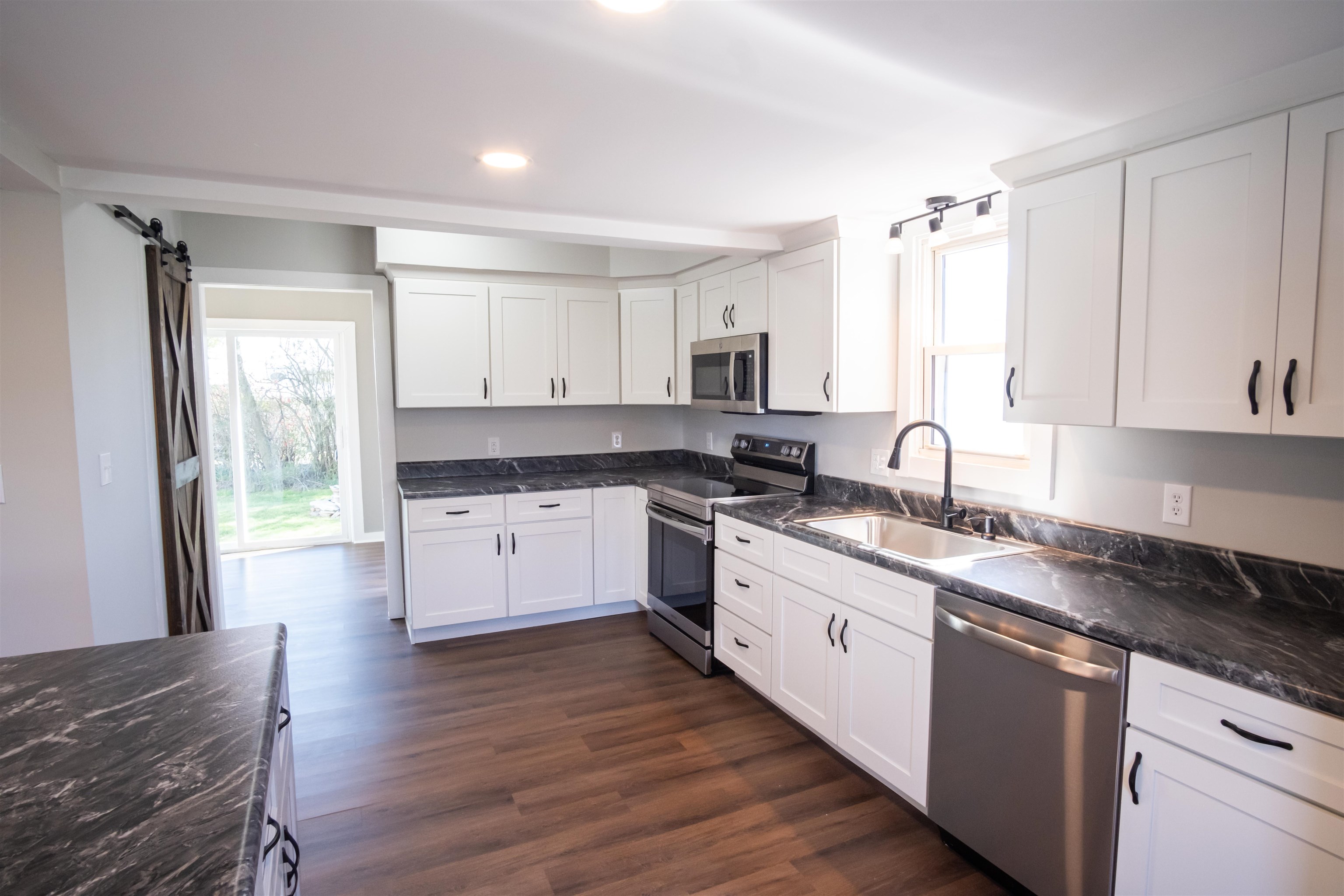 4166 Spring Hill Road Staunton, VA 24401 - Photo 12 of 51 Gallery Image 12