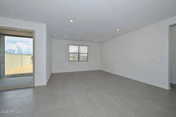 $2,500 | 16004 West Honeysuckle Drive, Surprise, AZ 85387