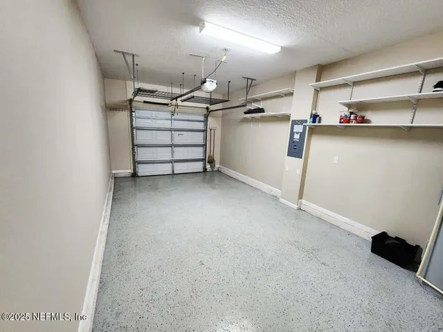 $1,800 | 6844 Misty View Drive, Jacksonville, FL 32210