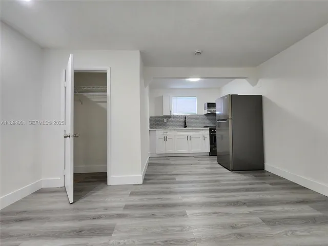 $1,200 | 5934 Buchanan Street, Unit 1 & 4, Hollywood, FL 33021