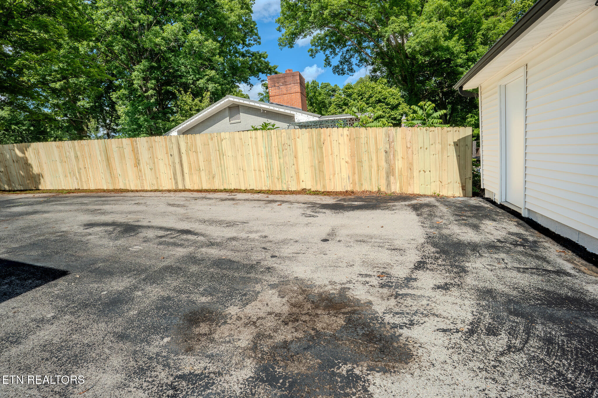 2212 Ridgecrest Drive Maryville, TN 37803 - Photo 29 of 33 IMG_0741
