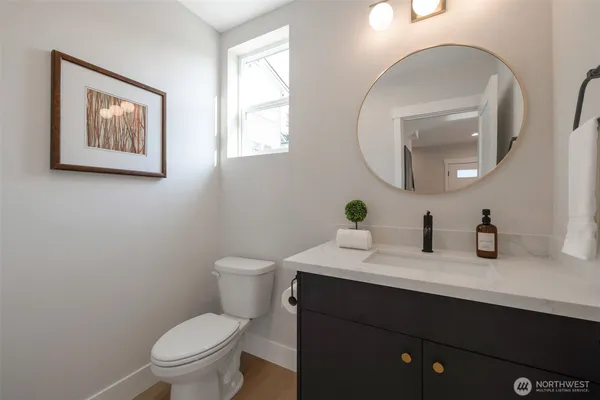 $679,900 | 1605 Southwest Kenyon Street, Seattle, WA 98106