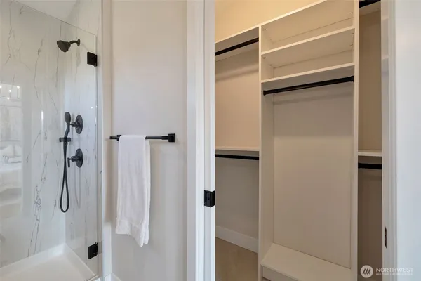 $679,900 | 1605 Southwest Kenyon Street, Seattle, WA 98106