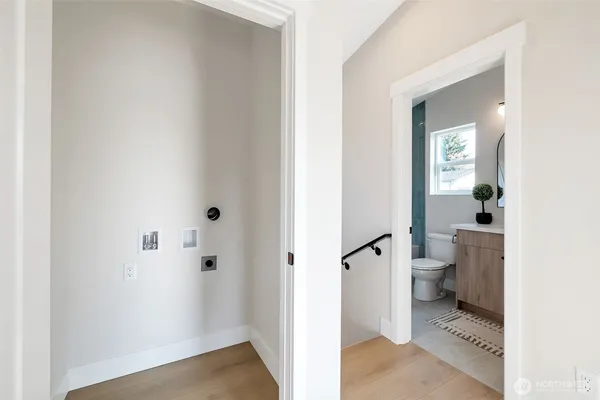 $679,900 | 1605 Southwest Kenyon Street, Seattle, WA 98106