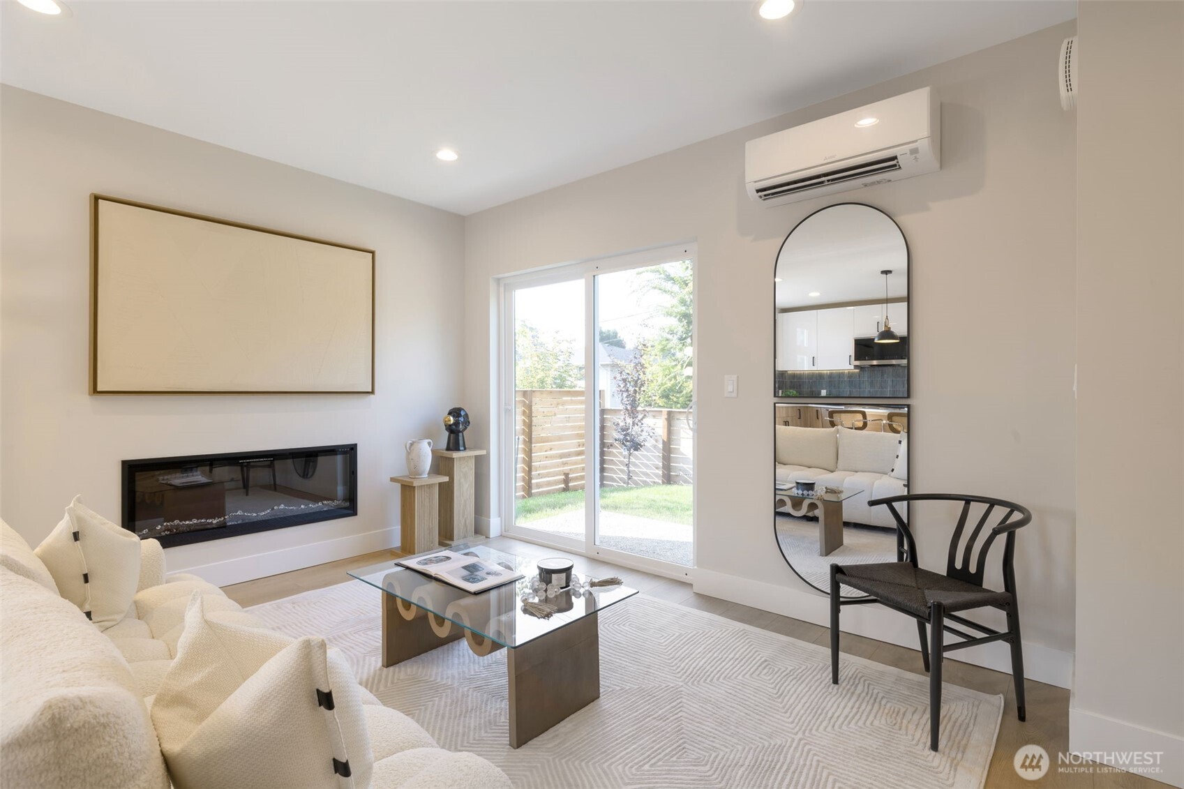 1605 Southwest Kenyon Street Seattle, WA 98106 - Photo 6 of 19