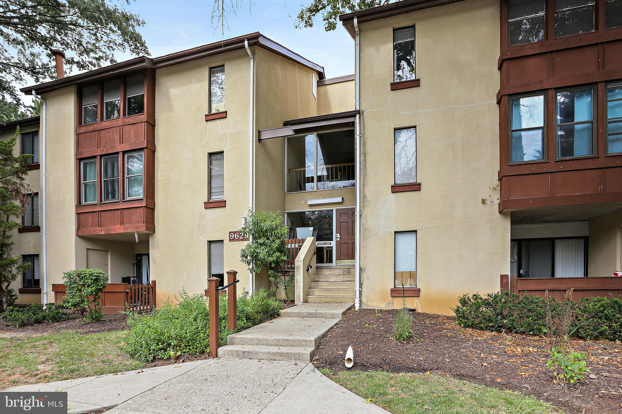 9629 White Acre Road, Unit B2 Columbia, MD 21045 - Photo 2 of 11