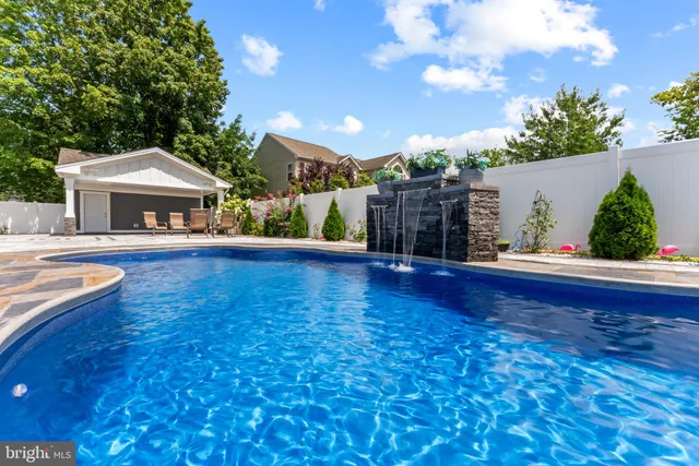 $1,350,000 | 62 Sussex Drive, Cinnaminson, NJ 08077