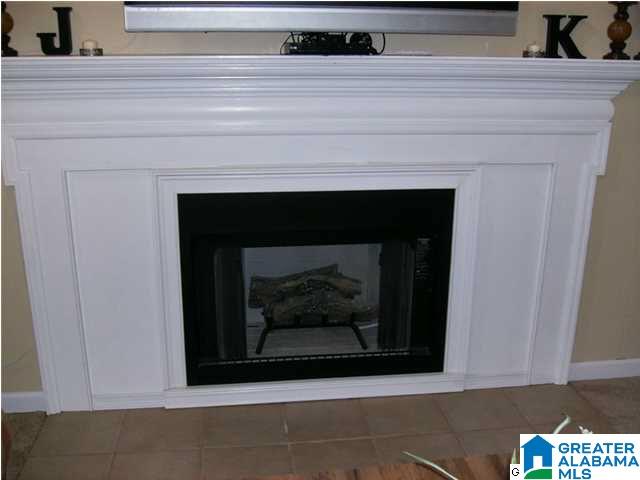 135 Cassy Circle Jemison, AL 35085 - Photo 4 of 21